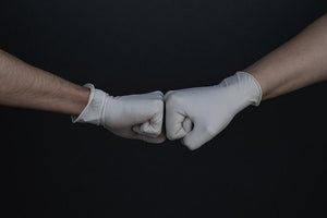 Latex Gloves VS Nitrile Gloves