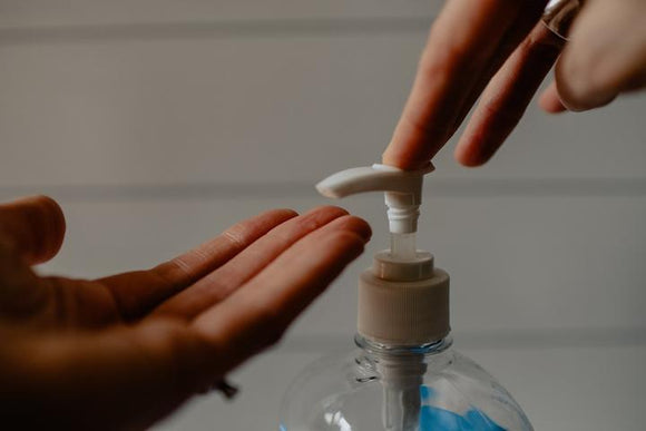 How to Protect Your Hands with an Alcohol Sanitiser